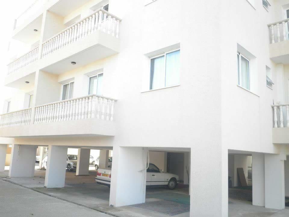 Koulla's Court Apartment *